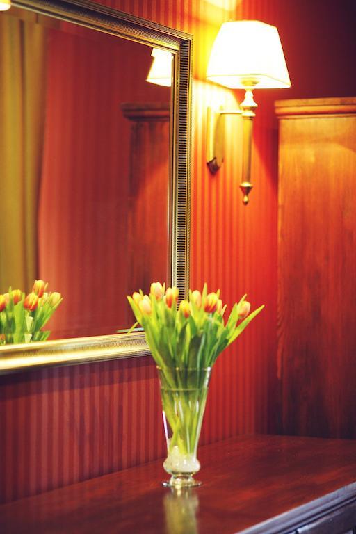 Hotel Zorza Namysłów Bagian luar foto