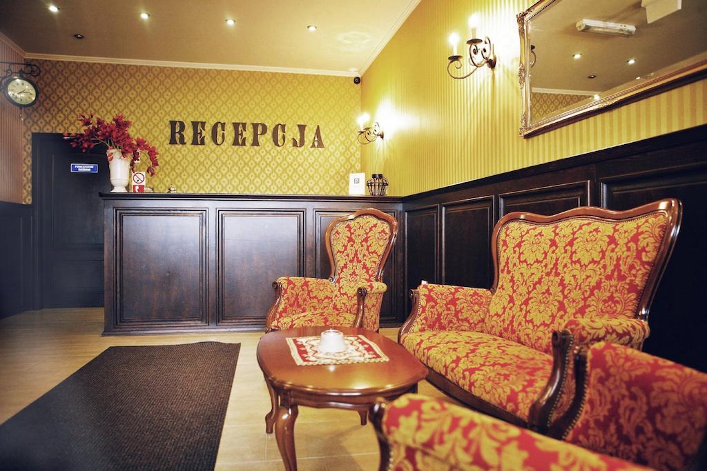 Hotel Zorza Namysłów Bagian luar foto